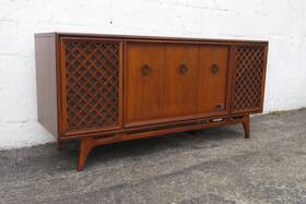 Mm2608 Zenith Mid Century Modern Console Stereo With Lattice Speaker Covers 5790