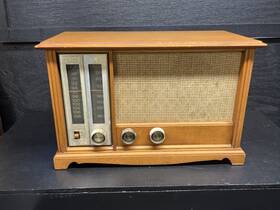 N731 Zenith Vintage Mid Century Am/fm Radio #n731 Wood Case With A Repair Working