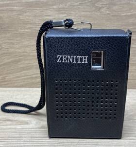 Zenith R13y Vintage Royal Solid State Transistor Radio Working With Case