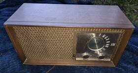 T2530 Zenith Radio Vintage Working Music 1960s Am Fm T2530 Zenith Radio Vintage Working Music 1960s Am Fm