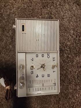 X478w Zenith Solid State Am/fm Model 1959 Clock Radio