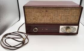 Xd50r Zenith Vintage Consoltone Radio Model For Parts Repair Or Restoration