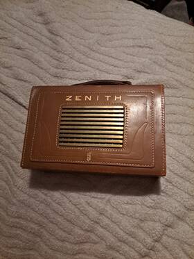 Y506l Zenith Vintage Inch Genuine Top Grain Cowhide Radio. Model Y506l. Watts 10. Works Y506l Zenith Vintage Inch Genuine Top Grain Cowhide Radio. Model Y506l. Watts 10. Works