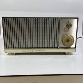 Z214l Zenith Vintage Solid State Am Only Radio Model Usa - Works Z214l Zenith Vintage Solid State Am Only Radio Model Usa - Works