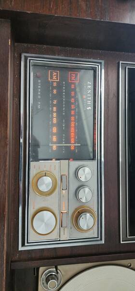 Zenith Z940 Solid State Am/fm Stereo Phonograph Console Z942 Z944 Z946