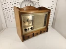1960S Westinghouse H875LN6A Tube Am Fm Radio Alarm Clock Wood Cabinet. Fixed Price $46.50.