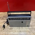 Vtg General Electric Radio 2-WAY Power. Am Fm Model 7-2660A Ge. Works. Fixed Price $15.00.