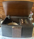 Antique Radio Phonograph Bendix 656A Art Deco Mcm Console Unit Needs Tlc. Fixed Price $69.99.