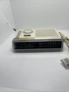 Vintage Magnavox D3650 Electric Alarm Radio, Works. Fixed Price $23.76.
