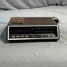 Vintage 7-4616A Am/fm Digital Clock Radio Two Wake Times Dual Alarm Woodgrain. Fixed Price $22.99.