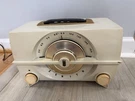 Vintage Zenith Model J615W Am Vacuum Tube Tabletop Radio Works 1952. Fixed Price $52.00.