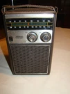 Vintage Realtone Am/fm Radio Battery Electric Model 2223 Hong Kong. Fixed Price $10.00.