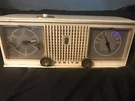Zenith C519W Antique Alarm/radio *untested*. Fixed Price $35.00.