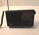 Windsor 9 Band Am/fm Radio Receiver Vintage Working!. Fixed Price $16.99.