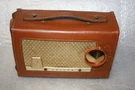 Vintage 1950 Philco Tube Am Radio Model D-655-123 Leather Case Powers On. Fixed Price $75.00.