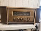 Motorola B-100W Vacuum Tube Stereophonic Am/fm Radio Untested For Parts. Fixed Price $79.95.