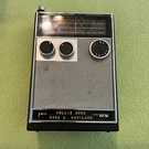Vtg Lloyds Portable 9 Transistor Radio Model 6R85B. Fixed Price $19.99.