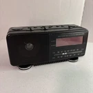 Vintage Lloyds Am/fm Clock Radio Dual Alarm Wake Up System. Fixed Price $15.99.