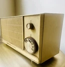 Rare Vintage Zenith Solid State (am Only) Radio Model Z212W Made Usa. Fixed Price $40.00.