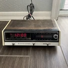 Vintage Zenith Electronic Radio With Power Reserve Am/fm Clock H461W. Tested.. Fixed Price $19.00.
