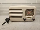 Coronado Vintage Radio Model No. 43-8180 Cream Color Clean. Fixed Price $98.00.