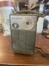 Vintage Juliette Radio Ac-dc Solid State Model TK-1050. Fixed Price $15.00.