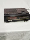 Vintage Clock Radio Soundesign Model #3737 Am/fm Dual Alarm System Tested. Fixed Price $16.20.