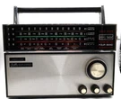 Vintage Realtone Solid State Radio Am Fm 2437 Globe Spanner As Is. Fixed Price $50.00.