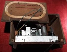 Vintage General Electric Am Tube Type Radio, Wood Cabinet, Brass Knobs. **works!. Fixed Price $69.98.