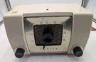 Vintage Zenith Radio Corp H615W Table Top Am Tube White Bakelite Mcm - Untested. Fixed Price $49.50.