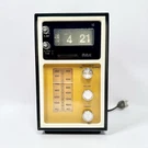 Rca RZD436R Flip Clock Am Radio Works Great, Woodgrain, No Backlight. Fixed Price $119.99.