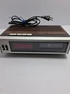 Soundesign Am/fm Electronic Clock Radio Model NO.3663A. This Untested. Fixed Price $15.99.