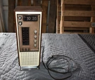 Vintage Magnavox Flip Clock Radio Model 1R1784 Woodgrain Japan Am/fm Alarm. Fixed Price $175.00.