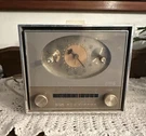 Vintage 1960 Rca Victor Radio / For Parts. Fixed Price $48.88.