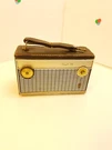 Zenith Royal 710LK Transistor Radio For Parts. Fixed Price $30.00.