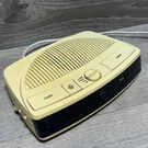 Vintage 7-4615WHA Am Fm Clock Radio Beige No Worry Battery Backup Alarm Led. Fixed Price $15.96.