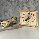 Vintage Yellow Sunbeam Electric Alarm Clock Retro 1977 Cat No. 880-11. Fixed Price $8.99.