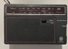 General Electric Portable Am/fm Radio Model 7-2660D 2-WAY Power Vintage Works. Fixed Price $15.99.