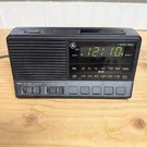 Vtg Ge 7-4648A Dual Alarm Clock Radio Am Fm Green Digital Display Tested Works. Fixed Price $19.95.