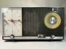 1950'S Zenith Am / Fm Radio Alarm Clock Model L727 Vacuum Tube Tested Working. Fixed Price $149.99.