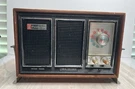 Vintage Juliette Am/fm/afc Model RT-290 Transistor Radio By Topp- Parts/display. Fixed Price $22.98.
