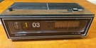 Vintage Soundesign Flip Clock Am/fm Radio 3464 Everything Works.. Fixed Price $55.00.