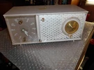 Vintage Zenith Tube Type Clock Radio Complete Model J514. Fixed Price $34.75.