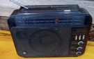 Super Radio Long Range Hi Performance Am/fm Black Wide Band Model 7-2887A. Fixed Price $34.92.