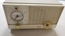 Vintage Rca Victor White Alarm Clock Am Radio RFD11V Read Description. Fixed Price $22.00.