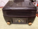 Vintage 1940S General Electric Bakelite Radio Model 100 Serviced Working. Fixed Price $75.00.