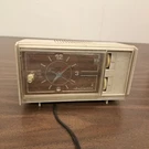 Topp Juliette Vintage Am Alarm Clock Radio Model ACR-708 Works Mcm. Fixed Price $39.99.