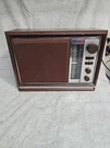 Vintage Am/fm Radio 937866 Item C17H1868 Works. Fixed Price $24.99.