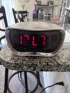 Living Solutions Compact Disc Am Fm Alarm Clock Radio Led Snooze Tested Works. Fixed Price $19.95.