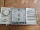 Vintage - Zenith Sleep Switch Model L513W Radio. Fixed Price $40.00.